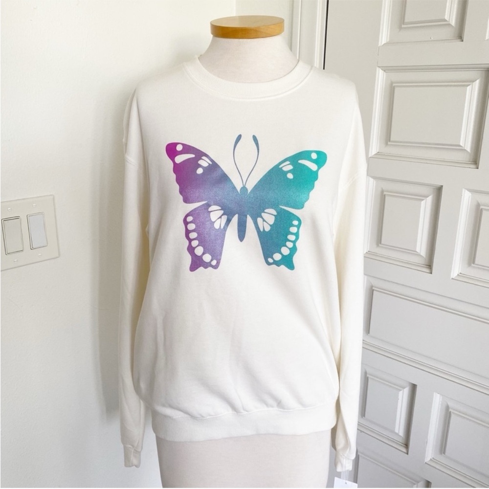 NWT Hi Res Crewneck Sweatshirt Gradient Butterfly Design Purple Blue Size Small